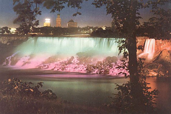 #18: american falls at night