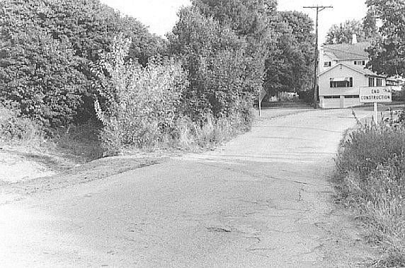 #016 hampton branch + rr ave, early 1980's