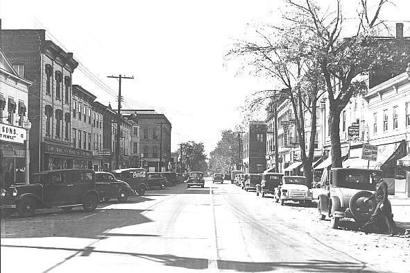 #24: e wash ave, looking west